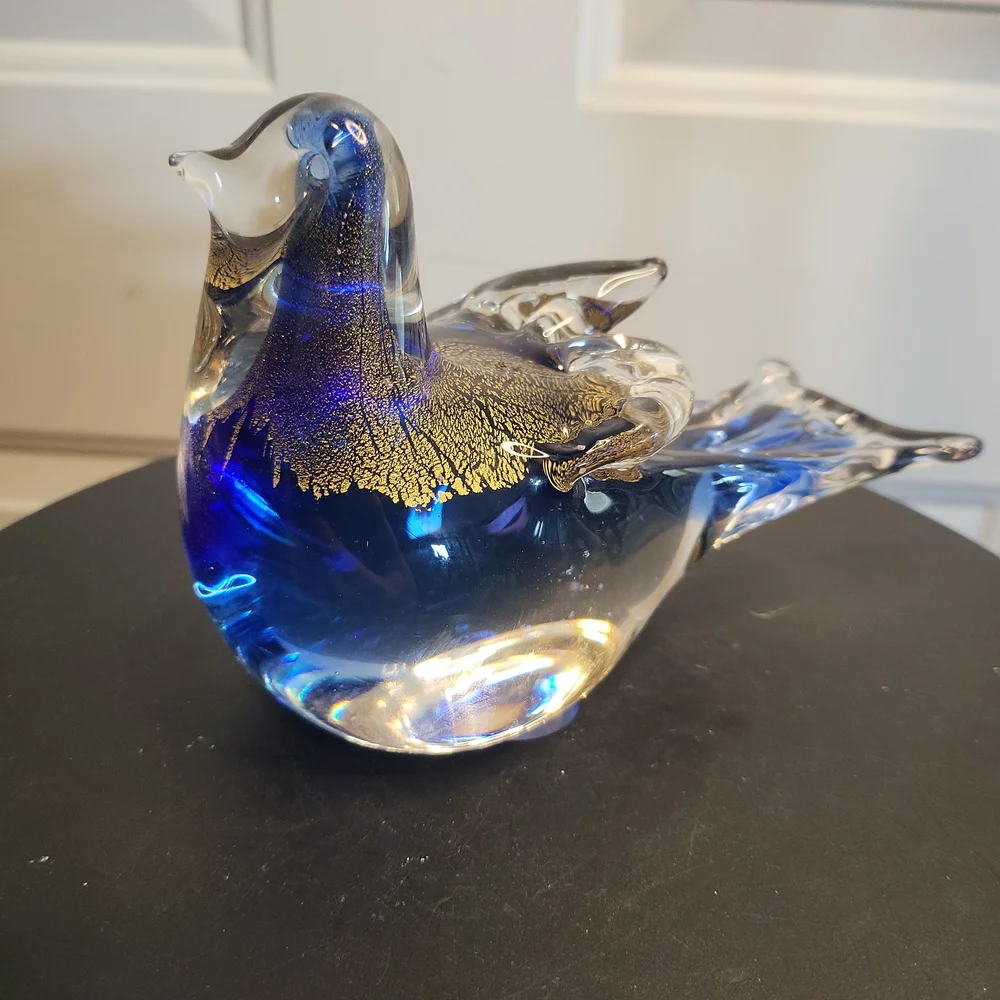 Hand Blown Glass Blue Bird with Gold Flakes - Picture 4 of 10